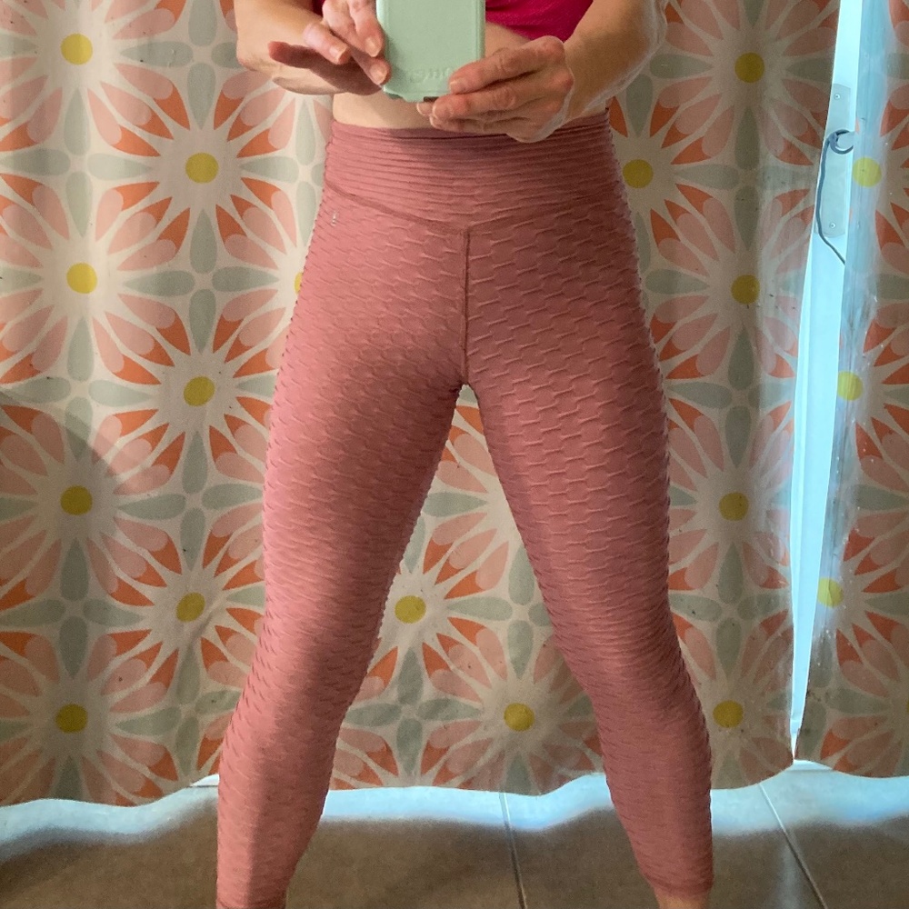 ABS2B pink textured leggings with butt scrunch size medium